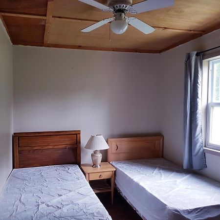 Cloyne Marble Lake Lodge חדר תמונה