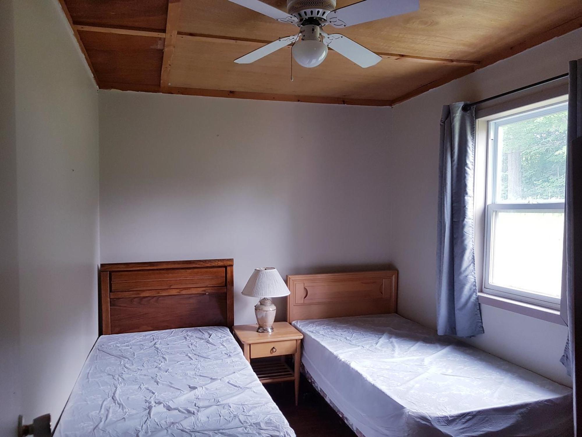 Cloyne Marble Lake Lodge חדר תמונה