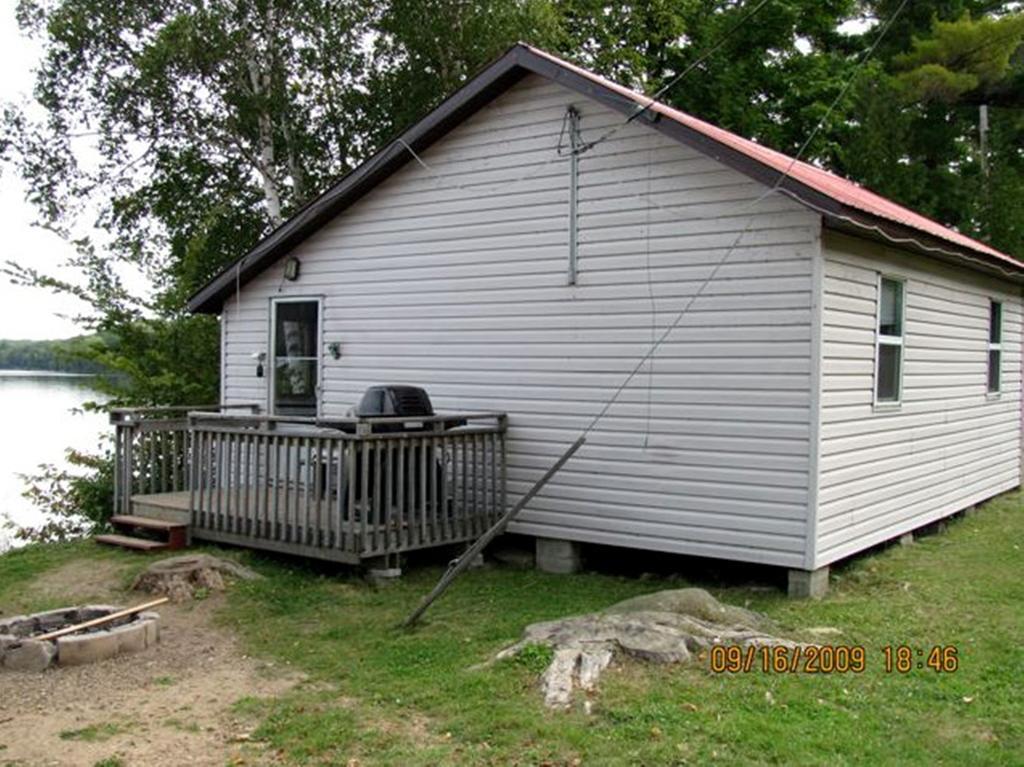 Cloyne Marble Lake Lodge חדר תמונה